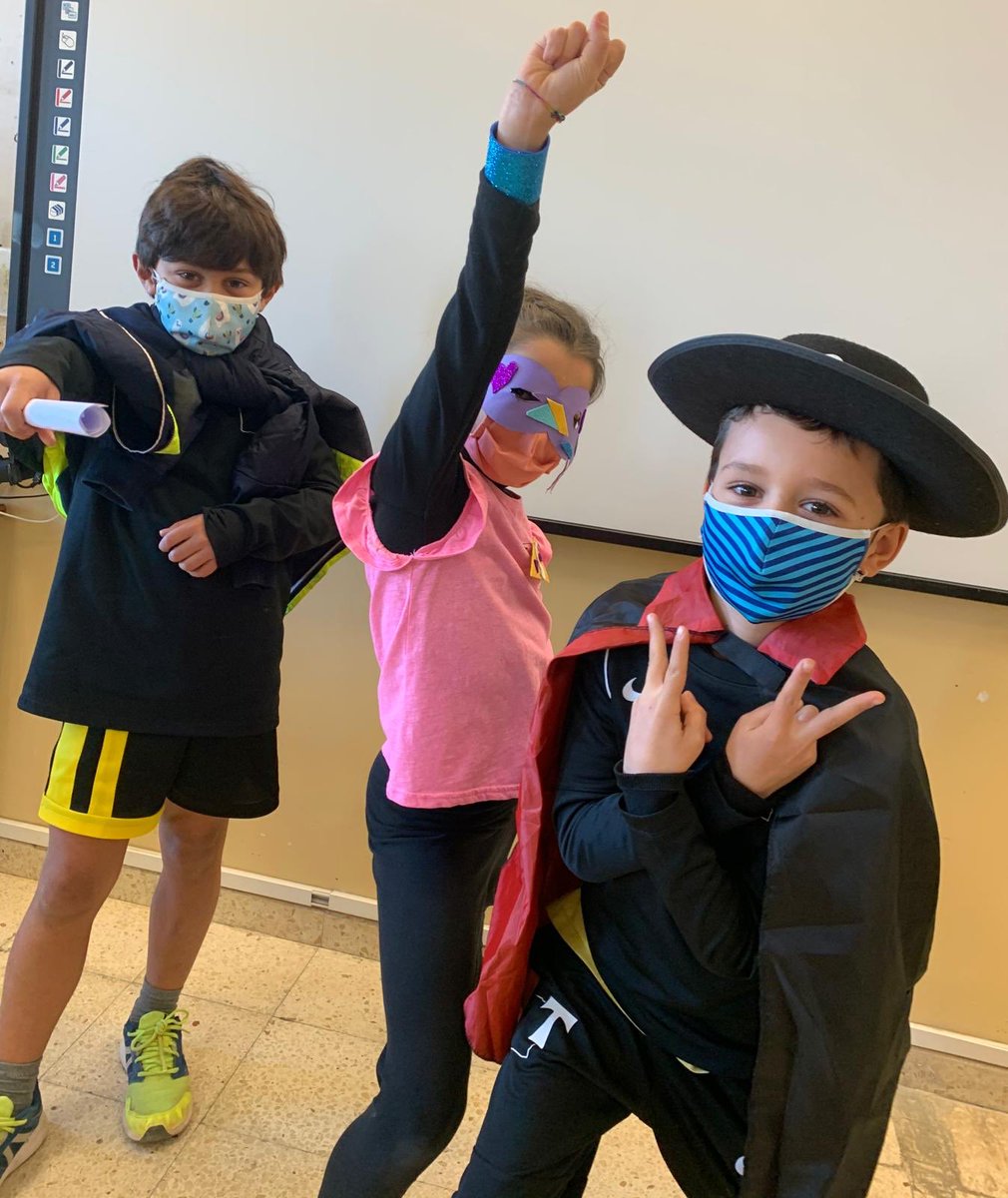 colsantpau's tweet photo. PRIMÀRIA | Els de 3r estem molt compromesos amb el canvi climàtic! Ens hem transformat en superherois i superheroines per salvar la Terra!! 🌏🦹🏻♀️🦸🏻♂️
#3rdGradeSwag #SalvemLaTerra #JoSocDelSantPau #Primaria #CicleMitjà https://t.co/S3UHbwzctv