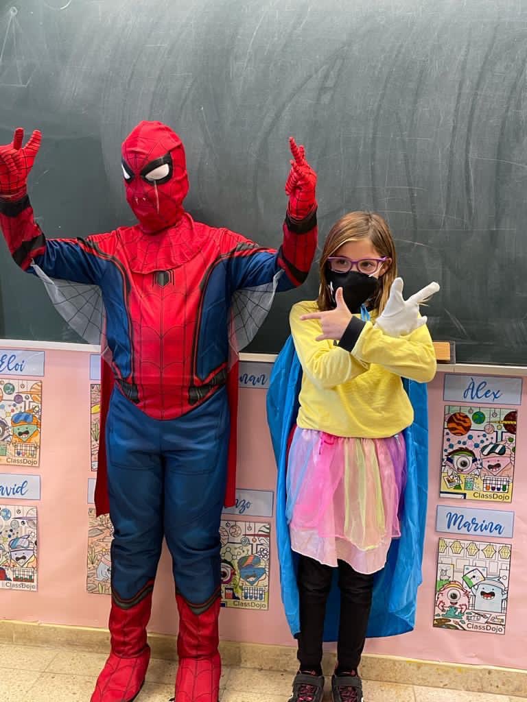 colsantpau's tweet photo. PRIMÀRIA | Els de 3r estem molt compromesos amb el canvi climàtic! Ens hem transformat en superherois i superheroines per salvar la Terra!! 🌏🦹🏻♀️🦸🏻♂️
#3rdGradeSwag #SalvemLaTerra #JoSocDelSantPau #Primaria #CicleMitjà https://t.co/S3UHbwzctv