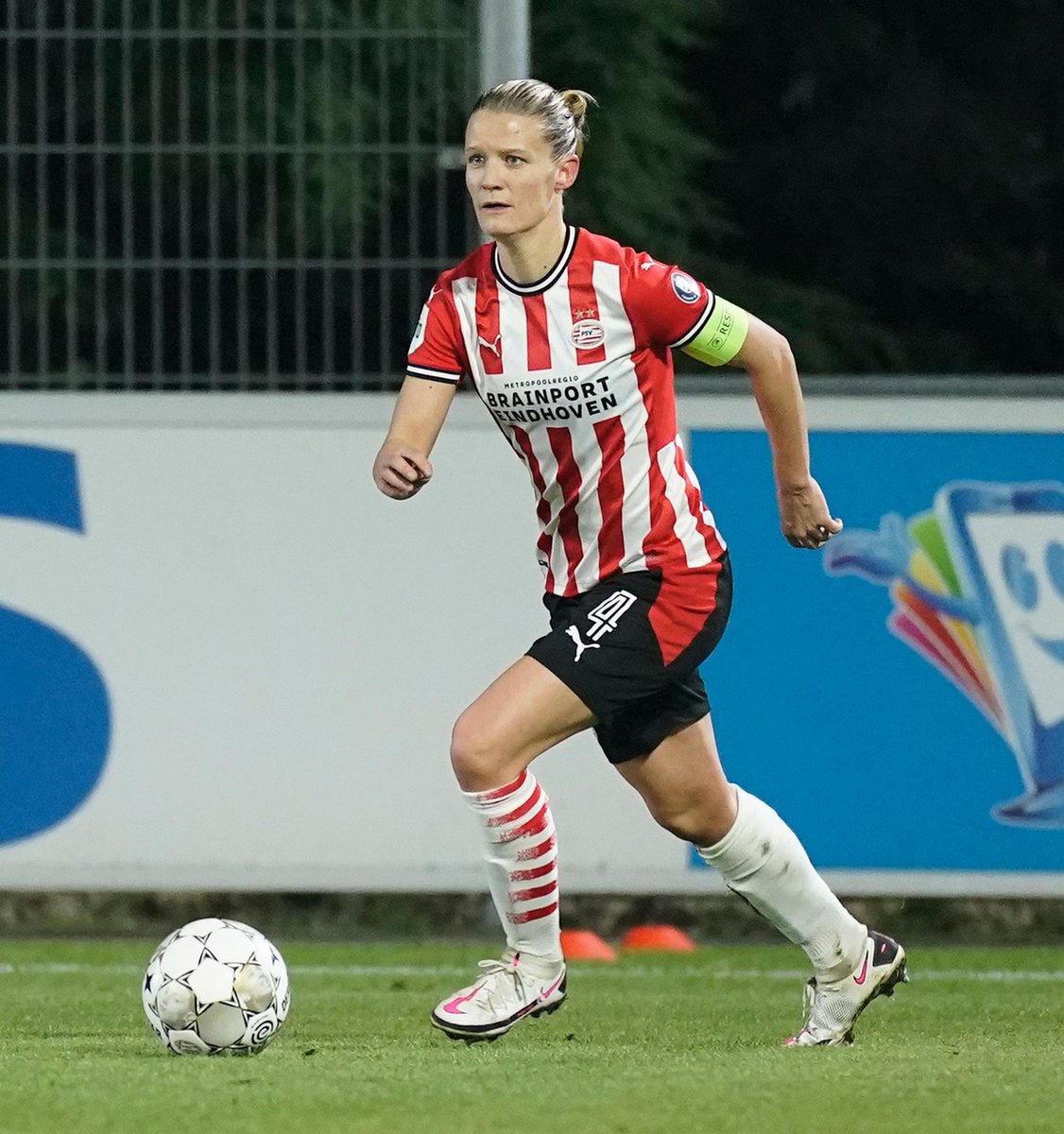 Part II. 
Let’s go team! 🔴⚪️🔛