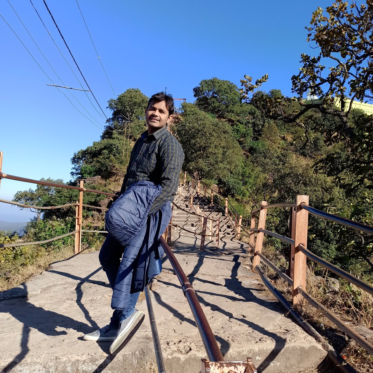 itsprat14's tweet photo. #NewProfilePic https://t.co/VoHQXhxKIt