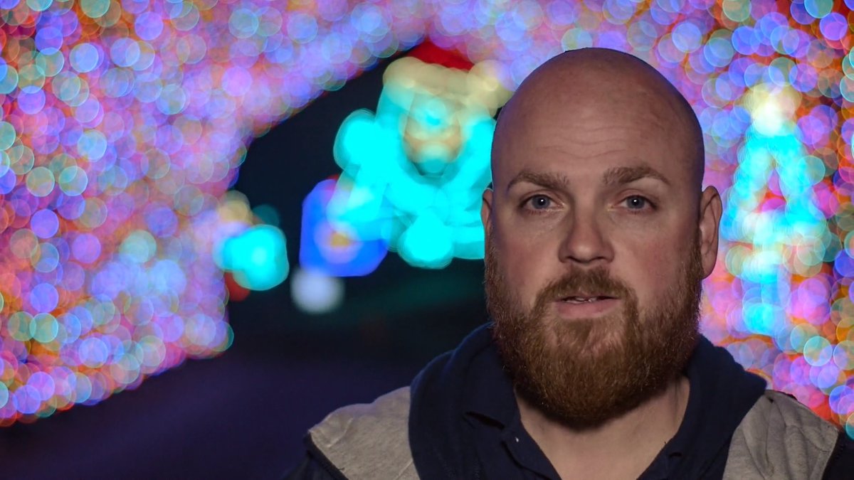 bfinetwork's tweet image. 💡 Today's #NETWORKandChill recommendation is The Christmas Light Killer by @jamespgannon
During the Christmas period, one man drives a 2-mile stretch alone, turning off the power to a holiday light show 🎄 ending the joy, day after day 🙁
Watch it here:
shortoftheweek.com/2015/12/24/the…