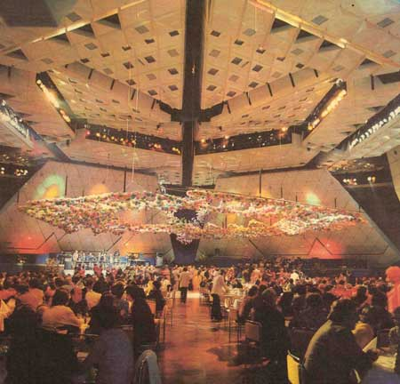 Today is the day of the opening of the  #HumboldtForum. In honor of the building that it replaces - and in which my parents met - I am posting images of the Palace of the Republic.  #PalastderRepublik  #Palast  #PalaceoftheRepublic  #PalaceofthePeople