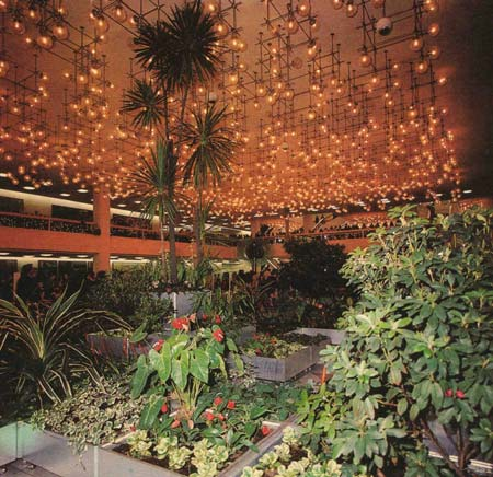 Today is the day of the opening of the  #HumboldtForum. In honor of the building that it replaces - and in which my parents met - I am posting images of the Palace of the Republic.  #PalastderRepublik  #Palast  #PalaceoftheRepublic  #PalaceofthePeople