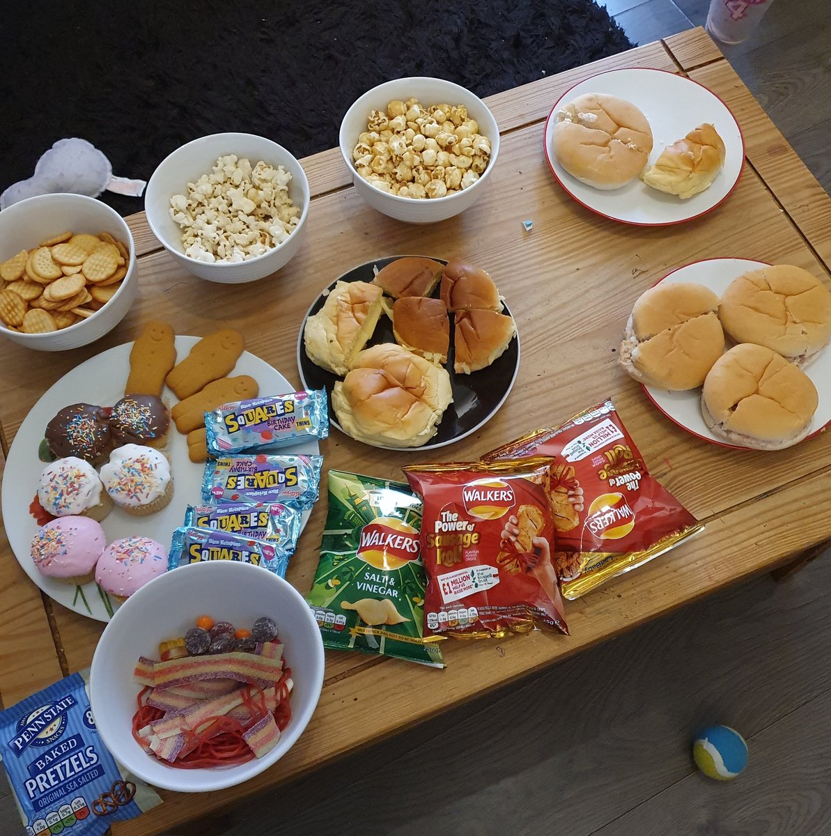 serinawright83's tweet photo. Missing there Christmas party today so having a Christmas movie afternoon with a picnic @Kirkhill_School @KirkhillNursery https://t.co/HiAGXBFM20