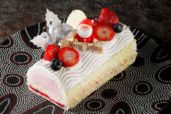 leafkyoto's tweet photo. 【注目】聖夜の夜を演出してくれる、1年に1度の特別なケーキ🍰おうちが華やかになるリッチなホテルメイドの逸品を紹介。さあ、今年はどんなケーキにしよう?🎄
詳しくはこちら👉https://t.co/Dy5QBSZuaJ
#京都 #WebLeaf https://t.co/V4VT9xipKh