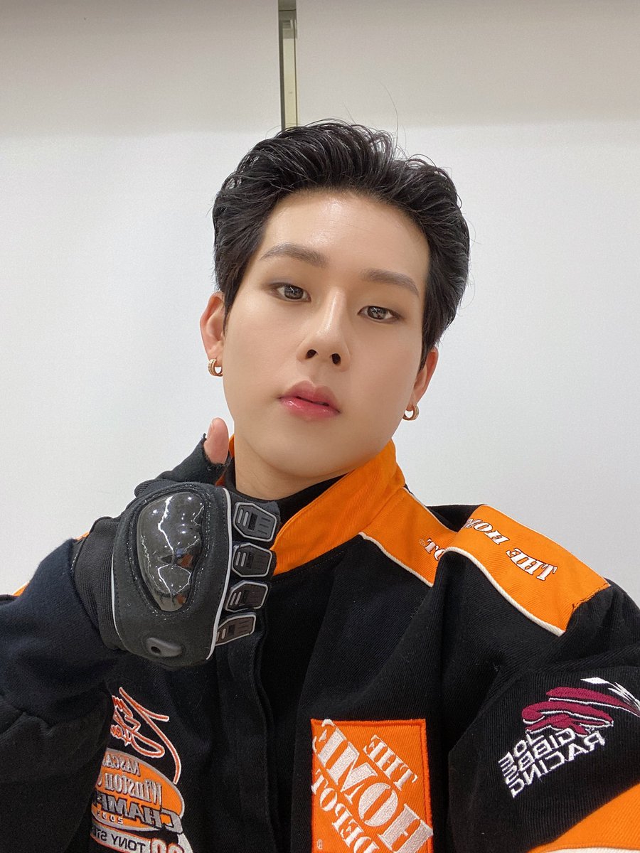 Monsta X Spain tweet media