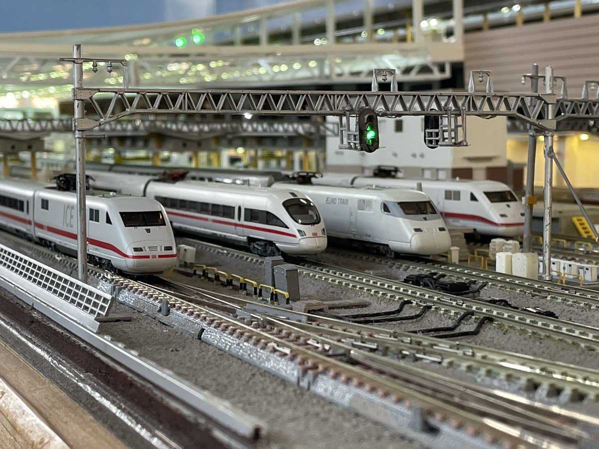 Re_Color_train's tweet photo. Modelleisenbahn von Kunden, die heute in den Laden kamen①
Deutschland ICE Hochgeschwindigkeitszüge.
Sie können die Fahrszene in der heutigen Live-Lieferung sehen!
https://t.co/cMUFkImZuW
#Re_Color #リカラー
#dbice #ice4 #ice #modelleisenbahn #railmodel #modelrailroad #train https://t.co/Lv3wAIk4lw