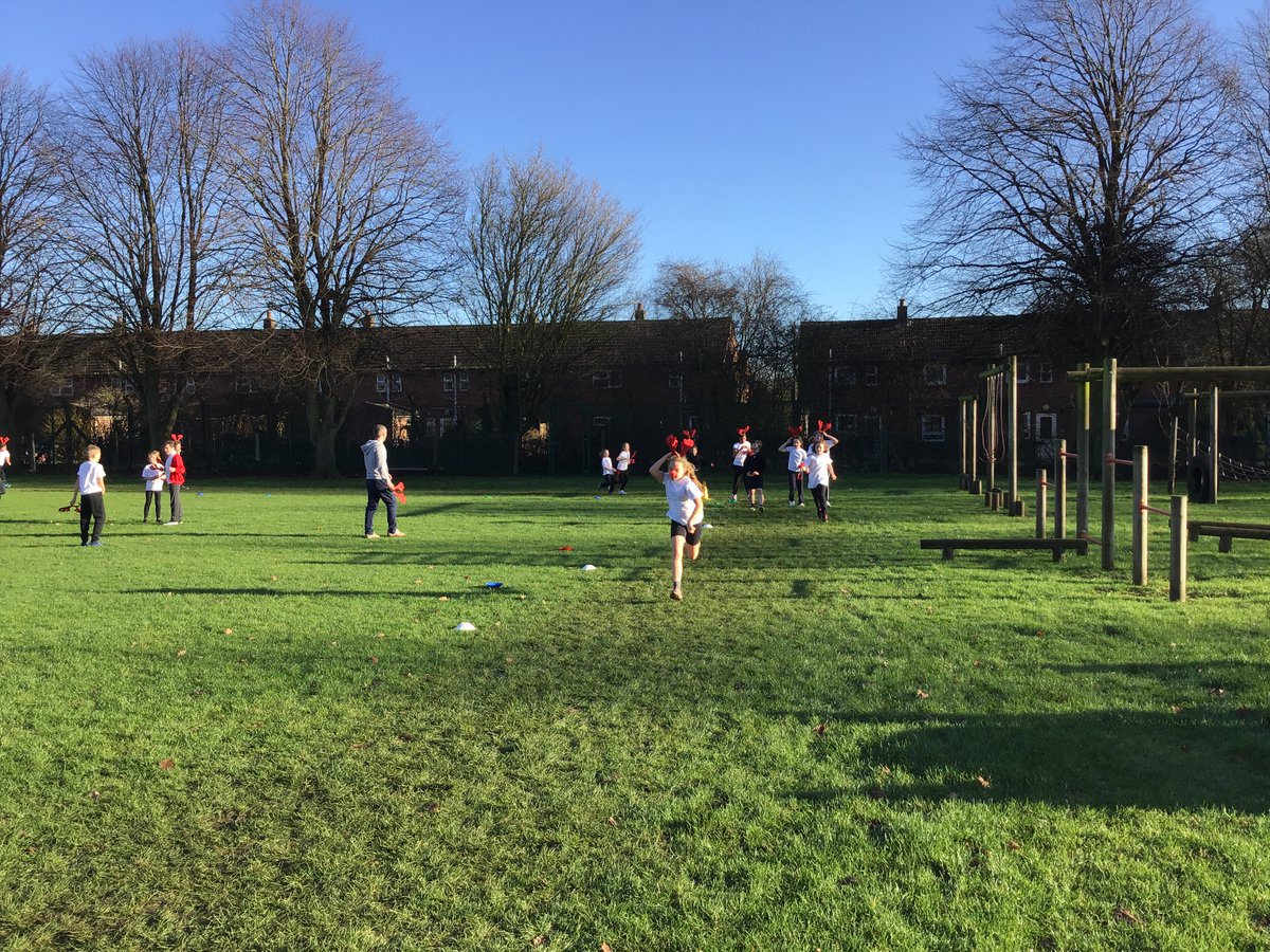 Yr5AllSaints's tweet photo. A fantastic event held for a wonderful cause #stbarnabus #rudy'srun https://t.co/s9xz2XjwCw