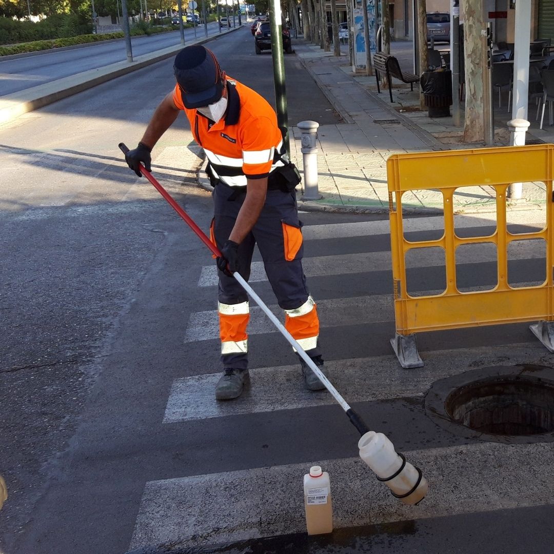 veolia_cv's tweet photo. City Sentinel es la herramienta #digital de @suezES que han seleccionado @mitecogob y @sanidadgob y hemos puesto a disposición de las #administracionespublicas para poder monitorizar las concentraciones del virus SARS-CoV-2 en las #aguasresiduales. 

https://t.co/G3i8lYfWqo https://t.co/WCa3EyBZwc