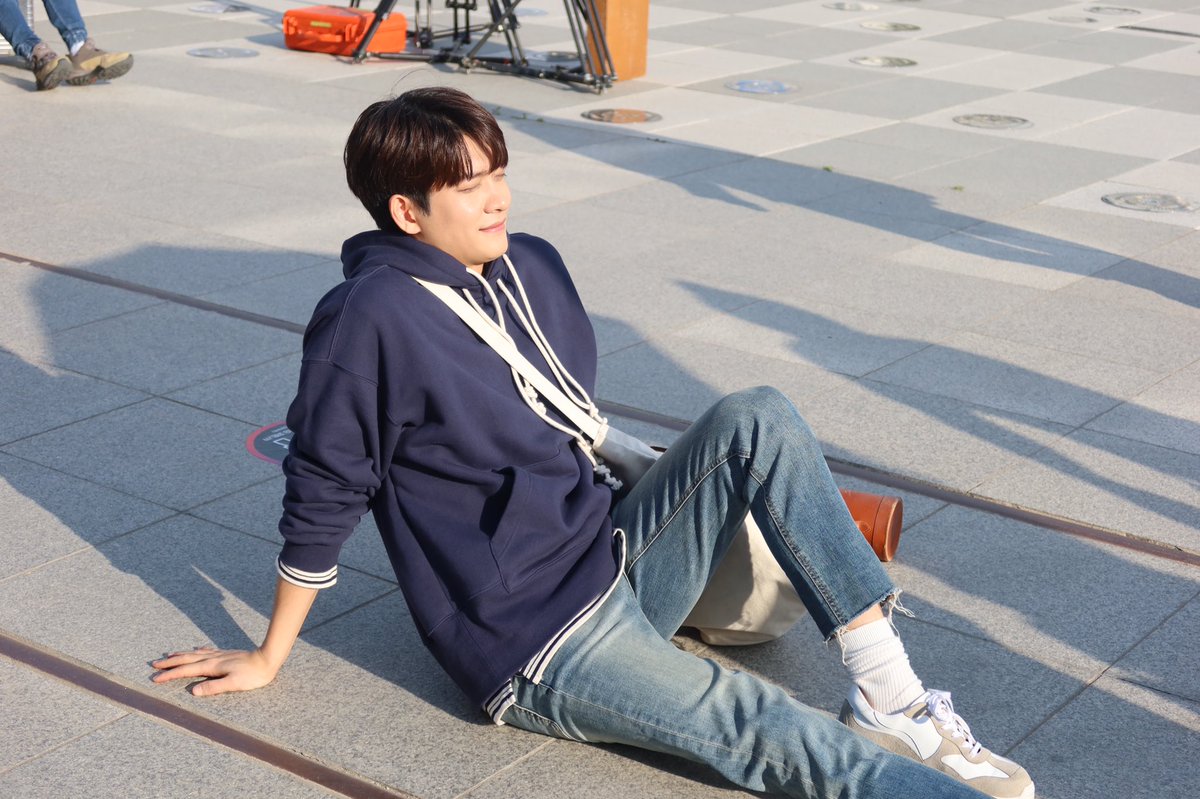 manofcreation0's tweet photo. 낮에는 #강태오
밤에는 #이영화 
오늘 너무 행복합니다❤
잠시후 9시 #JTBC <런 온> 본방사수📺

#강태오 #kangtaeoh #런온 #이영화 #첫방송
#맨오브크리에이션 #manofcreation https://t.co/BiMa7fzYRg