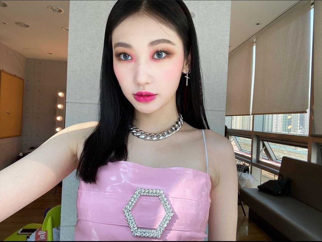jinhelola's tweet photo. My swag 😍
Keren banget
Mana mbak Dita? 

@5ecretNumber
#SECRETNUMER 
#시크릿넘버 https://t.co/qFEb6oWslv