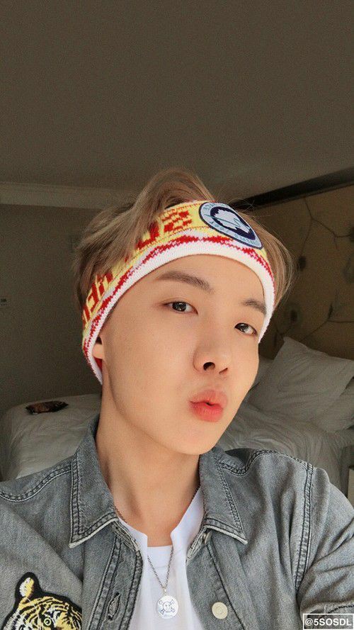 This too is exposed forhead