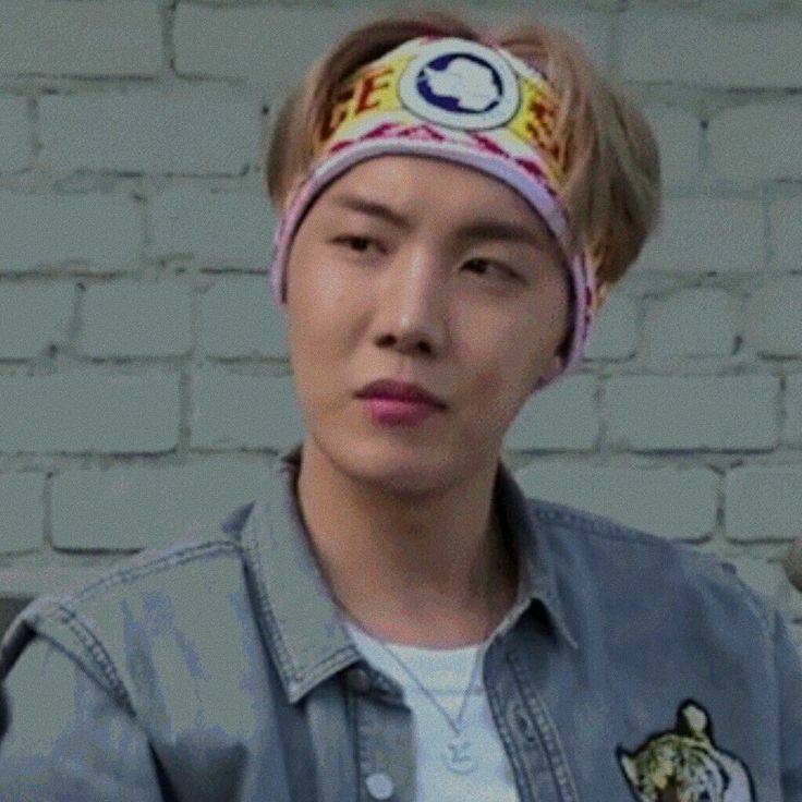 This too is exposed forhead