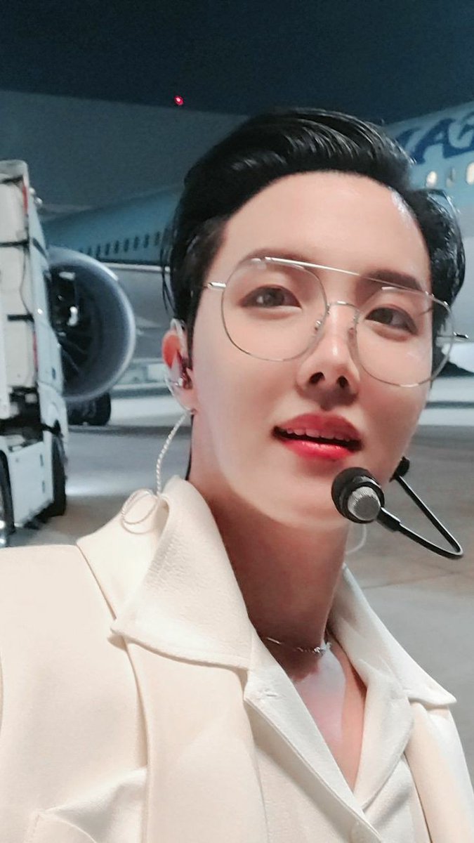 This too is exposed forhead