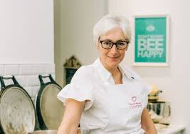 jonjamesperkins's tweet photo. Edinburgh food blogger student Sophie is crowned Scotland's top home baker as part of @Continibites’ ‘Contini Bake Off’. Full story at @edinburghpaper https://t.co/xMwuHKm2uL #ContiniBakeOff https://t.co/kDMAI8HhH8