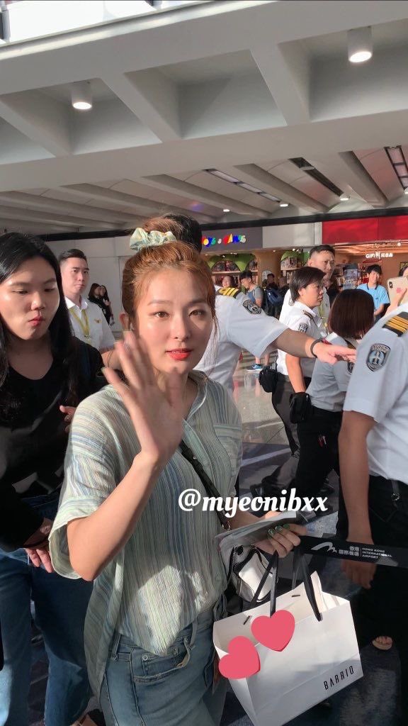 how redvelvet looks in real life — a breathtaking thread !!