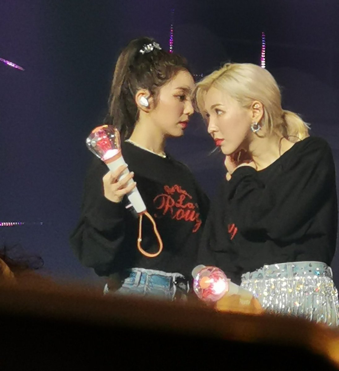 how redvelvet looks in real life — a breathtaking thread !!