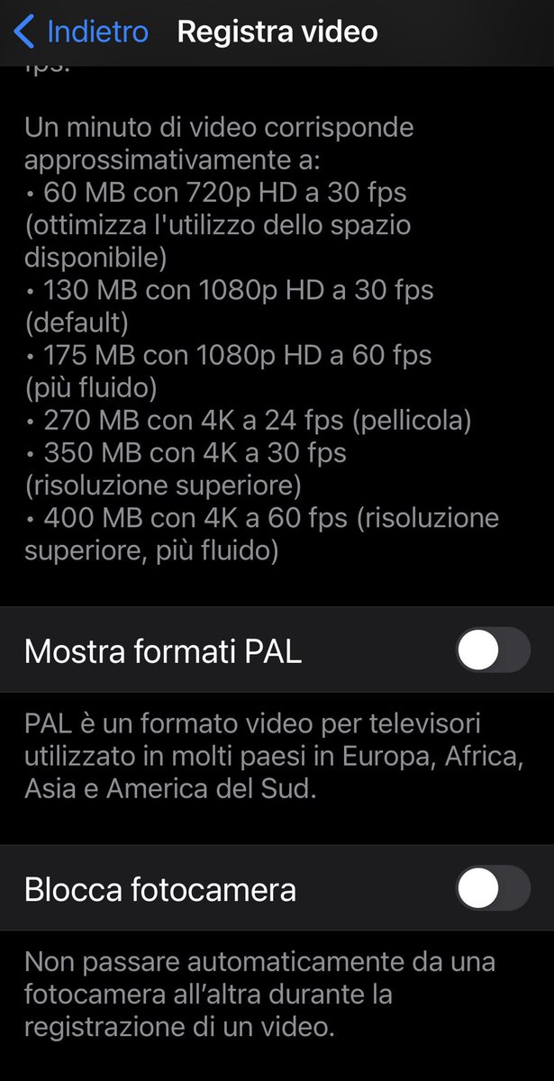 mojoitaly's tweet photo. Sembra una piccola cosa ma è un passo in avanti di incredibile utilità: con l’aggiornamento 14.3 da ieri #iPhone puó girare video anche in PAL 25fps con la camera nativa, piú opportunità per il #giornalismo e lo #storytelling #mobile 
In settings, camera, mostra formati PAL... https://t.co/ftsVIGxFZ6