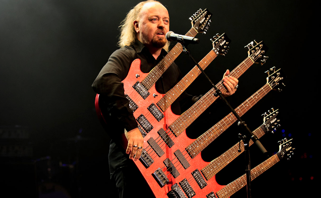 Finally, can we all just bear in mind that Mr Bailey (he of the bridges), *may* have been a good fit for the BFG, but now - now - there's an entire generation that may never discover this.  Which is a travesty. I'm going to go and calm down for a bit. /ends