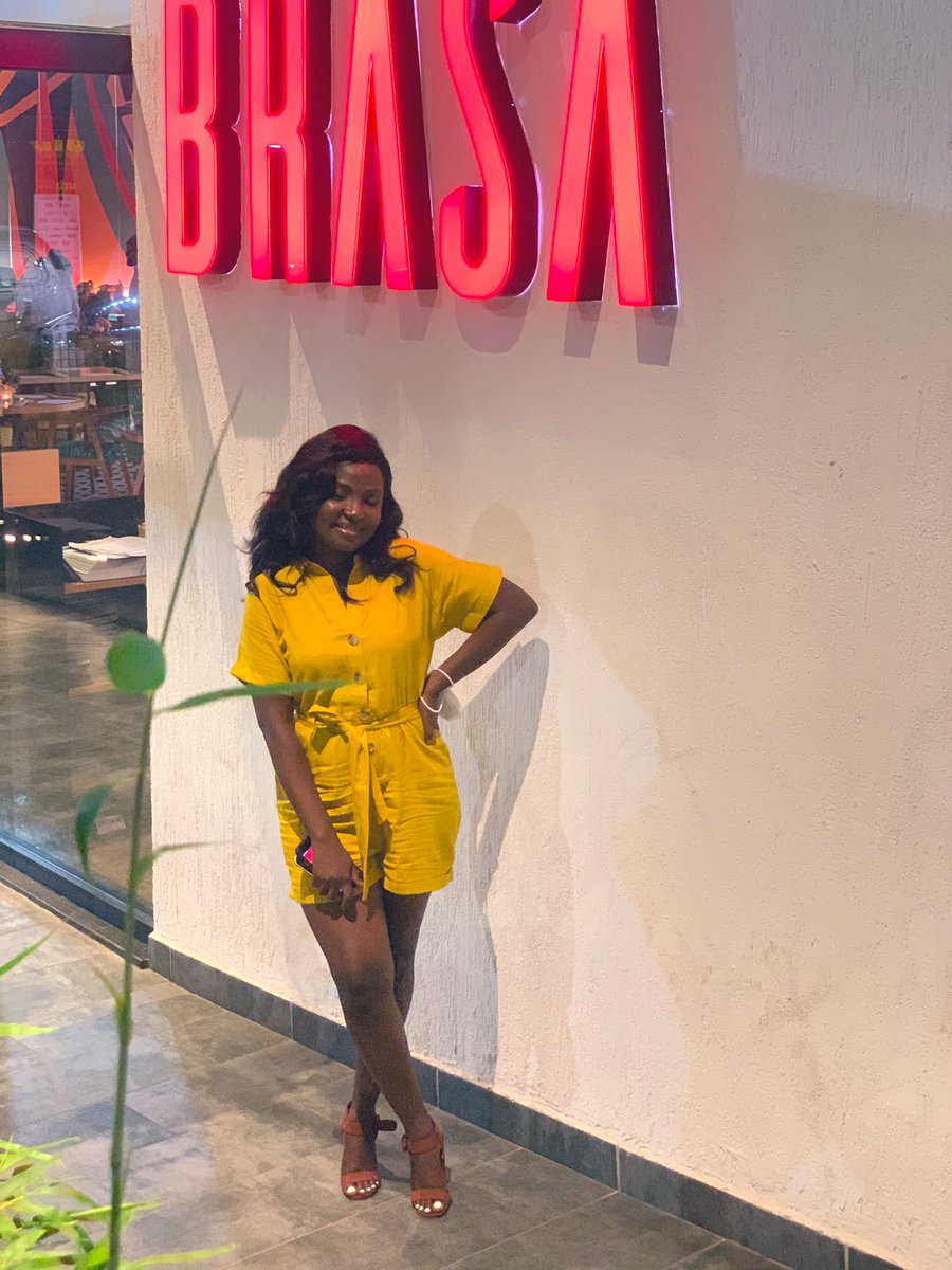 Mahn... I had fun, and I got to see her smile almost the whole time ... and oh, I ate from her plate, I now understand why women do that . Edey beee pass ... cheers