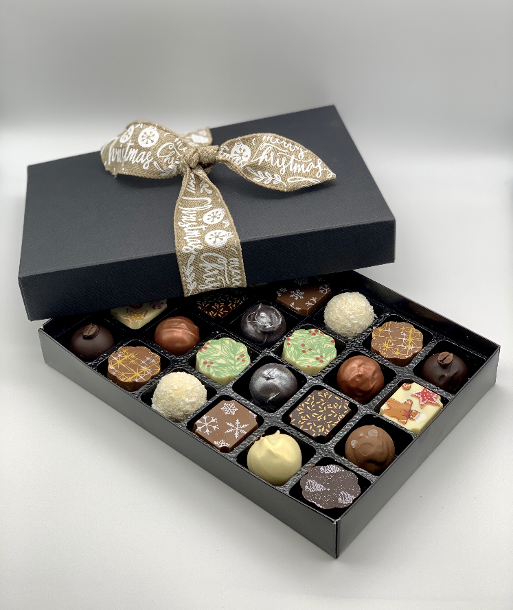 Christmas gift inspiration - real Chocolate, hand crafted in #Sussex @LeSalonDuChocolat in #Chichester makes chocolates in small batches. In House Range or bespoke requests to order. See #haveaverysussexchristmas #sussexfoodanddrink at sussexfoodanddrink.org #helpsussexbuylocal