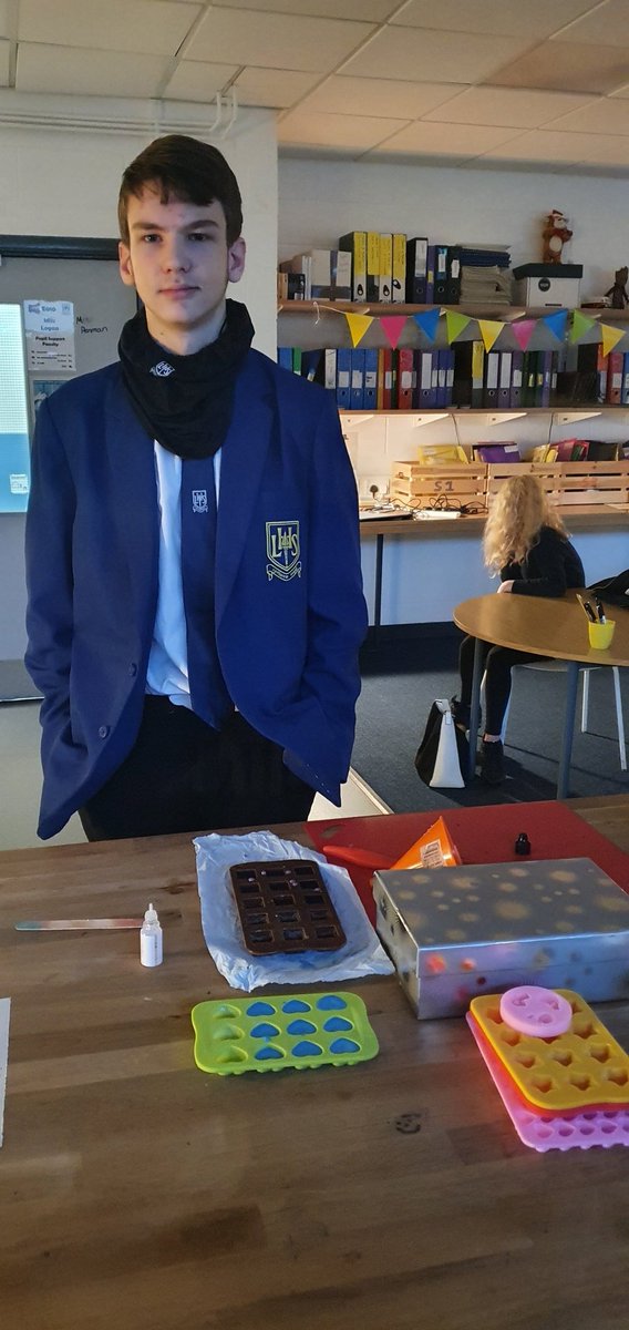 Targeted Support Space LHS (@spacetargeted) on Twitter photo Callum has been making wax melts this morning as wee Christmas gifts. Smells in here are amazing! <a href="/LarbertHigh/">Larbert High School</a> <a href="/S5LHSYT/">S5 Year Team</a> Callum has been making wax melts this morning as wee Christmas gifts. Smells in here are amazing! <a href="/LarbertHigh/">Larbert High School</a> <a href="/S5LHSYT/">S5 Year Team</a>