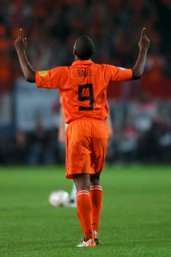  HAPPY BIRTHDAY Usually drink Usually dance Usually ... Ryan Babel is 34 today. 