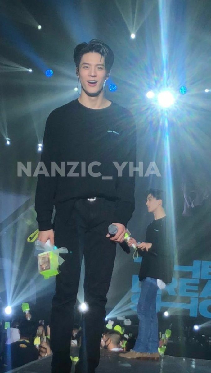 jeno in real life, a thread