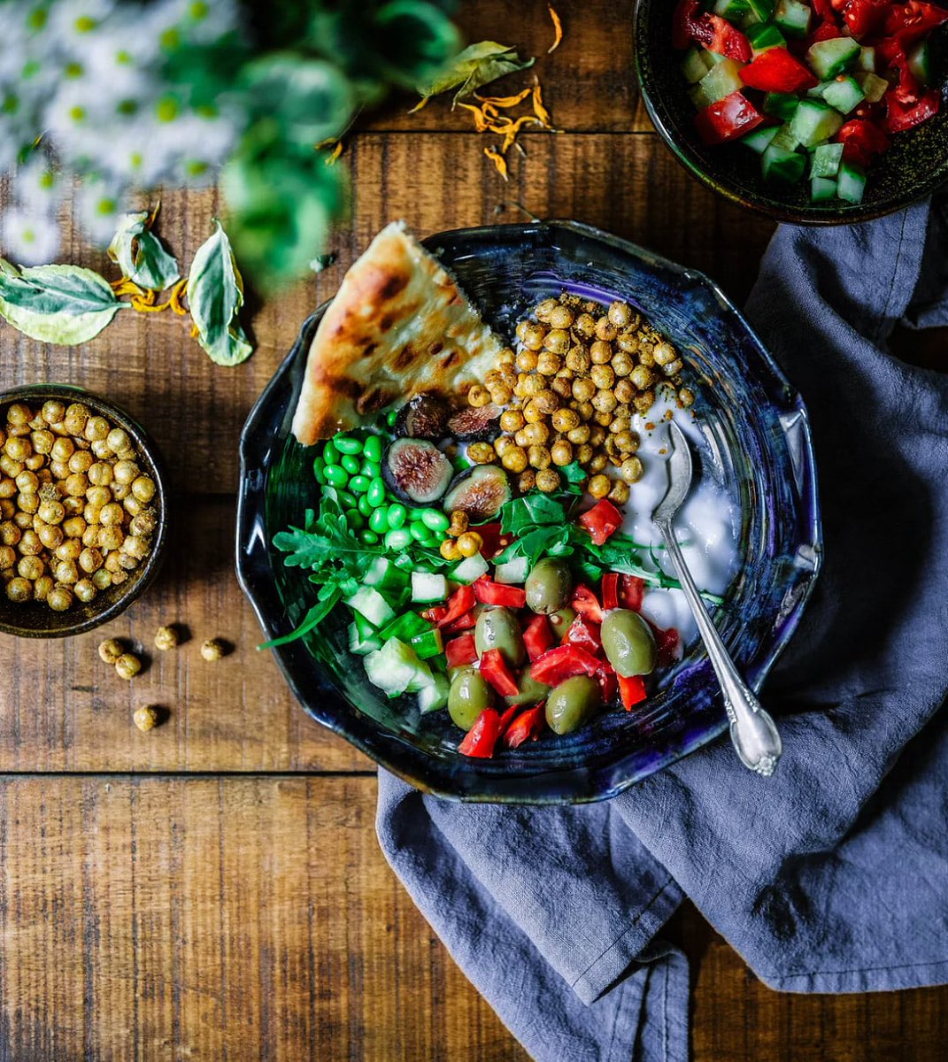 TheGreenLetter1's tweet photo. Here is a misconception often associated with a vegetarian/ vegan based diet and that is, they are not rich in certain nutrients and proteins often found in an animal based diet, but here is the thing, I am a vegetarian and have always been one, you don't need meat to be healthy https://t.co/smh5D67DS0