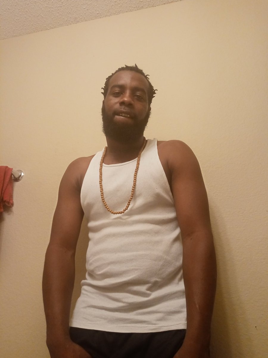 Moeshow5041's tweet photo. Ceo @Moeshow5041 follow da real @moe_velly on youtube and on soundcloud Jmoemoeshow
#OakCliffOutLawzEnt https://t.co/7kiwBA25XW