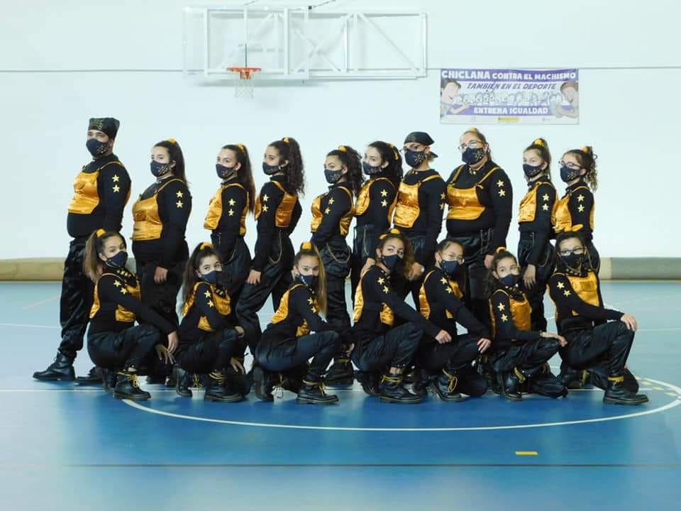 deportechiclana's tweet image. Enhorabuena a Dance School Chiclana @Hipihopstars de @gemuchi23  por las medallas conseguidas por #HipiHopStars y #MegaCrew en la Final Nacional Online #Vivetusueño clasificándose ambos grupos para la Final Europea del próximo año.

#dance #chiclana