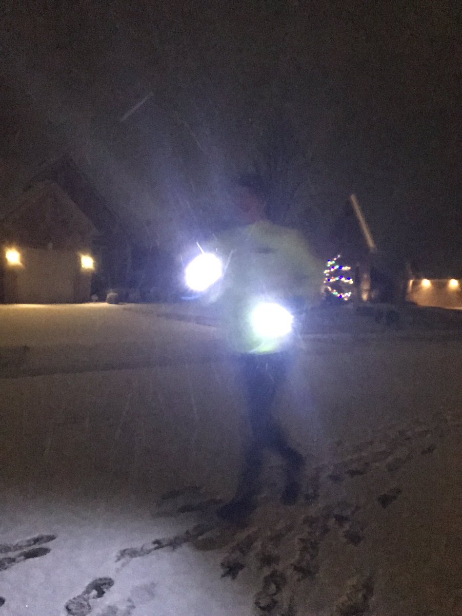 RobRueff's tweet photo. 13 hours at work yesterday due back in at 6:45a - heck ya getting that ⛄️ ❄️ run in at 4 am! BOOM! #runchat #aimhigh #trainhard #indyvirtualchallenge #relentlesslypursue #findsomerunhappy #dowork #raisethebar #grit #commit #driven #runningisnotcancelled https://t.co/tPt76oQqBp