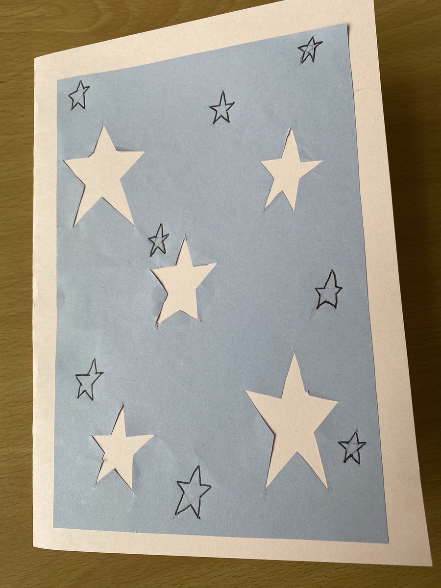 HoltMfl's tweet photo. Y8FR1 have been creating some very nice Christmas cards today. #mfltwitterati https://t.co/3UyNElslSD
