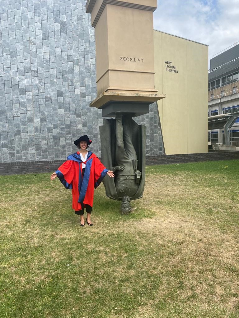 kaymcrossley's tweet photo. More happy snaps of the newest Dr Jade Tan, her squad and happy supervisors. Missing @NatJCollins and Shannon Munteanu on this great day. 
Fantastic thesis on patellofemoral OA check out: https://t.co/XfmLKorvHW https://t.co/eDTC04LJ07