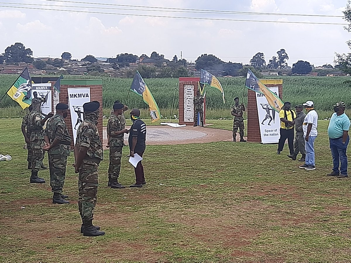 KabeloNoe1's tweet photo. @JoburgMKMVA @MYANC #UmkhontoWeSizwe #MKMVA59 https://t.co/YHMNzKmGfJ