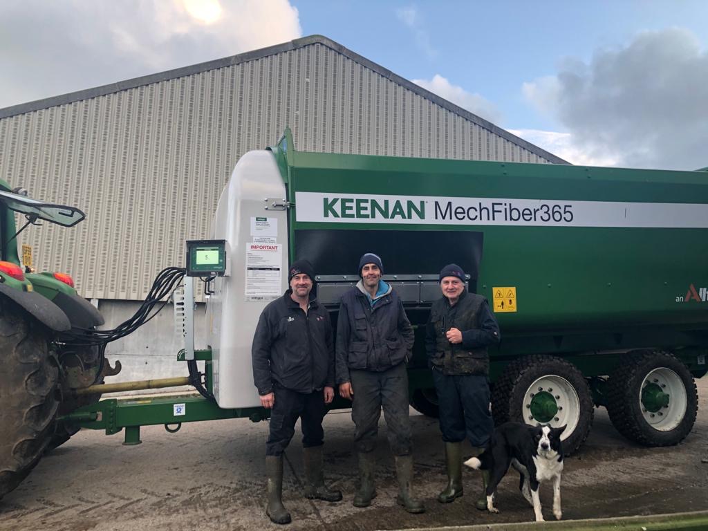 KEENANsystem's tweet photo. Robert Lammie of Wigtownshire has just taken delivery of his 7th KEENAN MechFiber. He uses the @AlltechUK InTouch feed management software and nutrition service to ensure the best in feeding accuracy, cow performance and #profitableproduction. More at: https://t.co/lcCA8VSHkT https://t.co/3CA3vedadZ