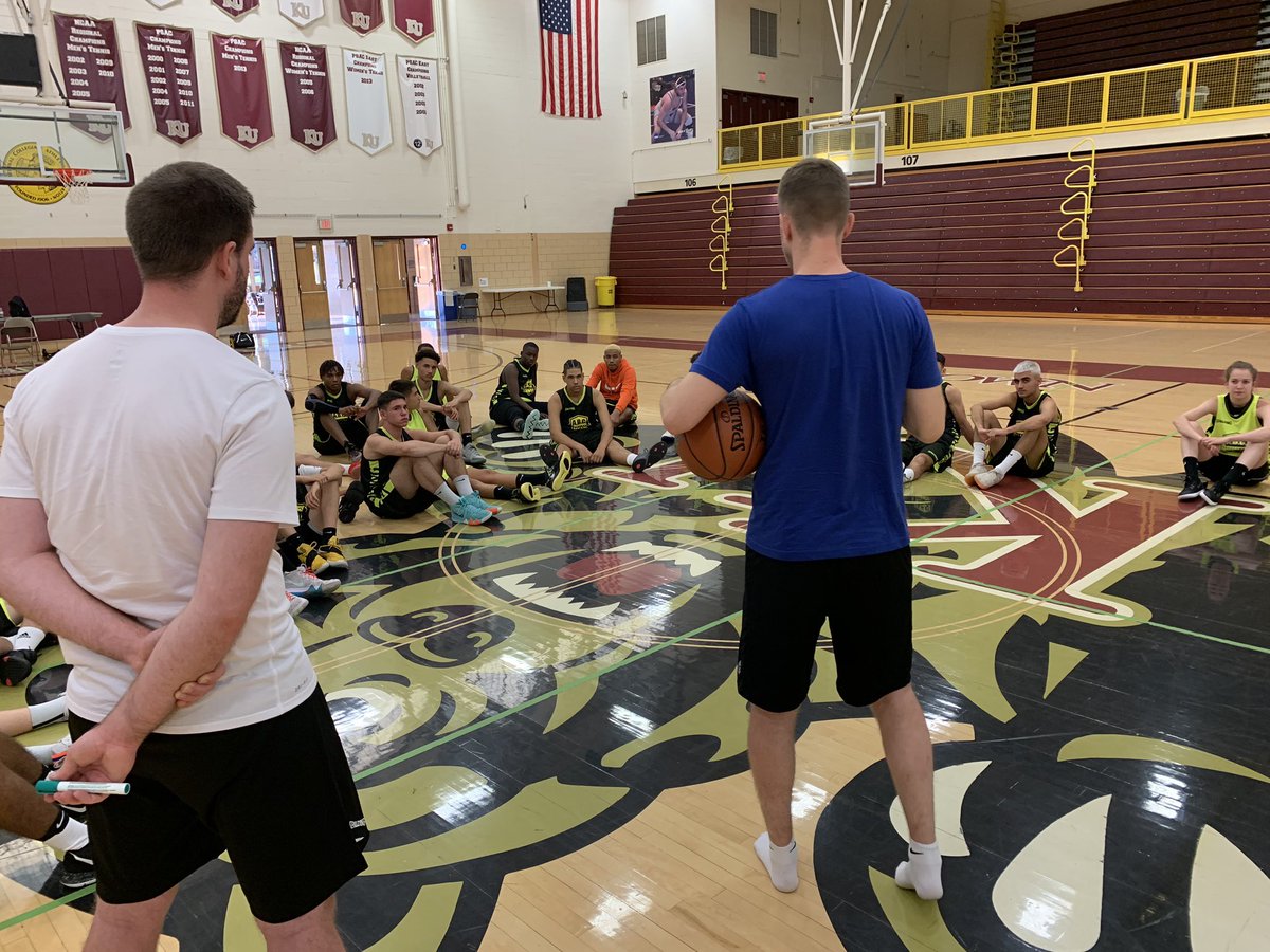 AmericanBasketC's tweet photo. HΓ’te de vous retrouver sur les terrains !!! AMERICAN BASKET CAMP ππΊπΈπ«π· #basket #basketball #summercamp #basketballcamp #abc #letsgoabc #abcfamily #abcnation https://t.co/848vx1rPs3