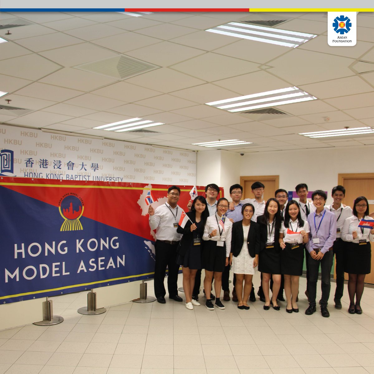 aseanfoundation's tweet photo. We are honoured to see how the #ModelASEANMeeting movement is swiftly spreading throughout the ASEAN region and beyond! Lately, we have also been made aware that the movement has expanded its reach to Hong Kong!
Read more at https://t.co/e3XFbgpfD0
#WeareASEAN #beASEAN https://t.co/GVsCpj1QRu