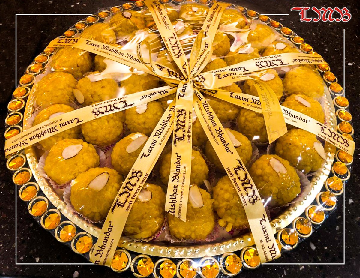 lmbjaipur's tweet photo. Every day is a reason to celebrate, so why not make it more special with delicious sweets from LMB.
.
.
#laxmimisthanbhandar #jaipur #bundiladoo #celebrationtime #ordernow #joharibazar #laddu #boondiladoo #vocalforlocalindia #vocalforlocal2020 #VocalForLocal #vaishalinagar #lmb https://t.co/GwGlHTrh9z
