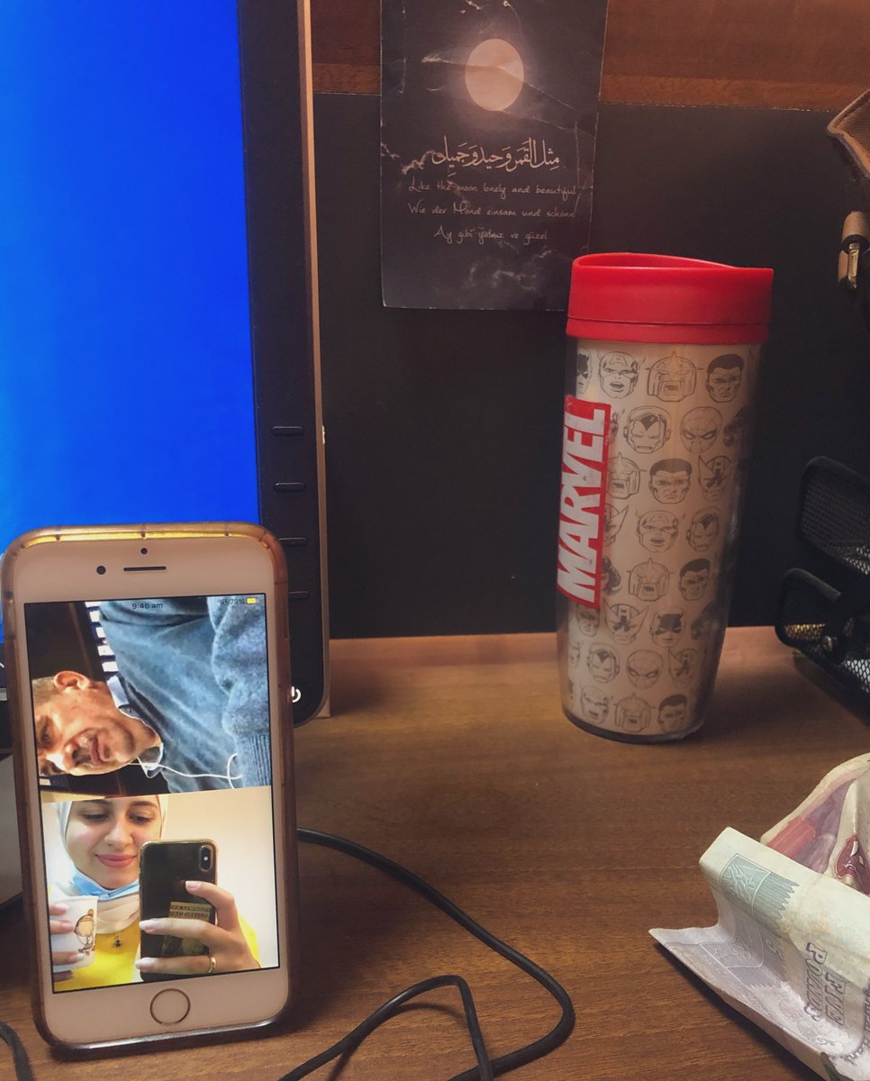 hebajss's tweet photo. بحب جداً لما بابا بيتصل عليا فيديو كول وهو في شغله وانا في شغلي ونفضل نتفرج على بعض كده بلا هدف. https://t.co/PRHbcSPxwz