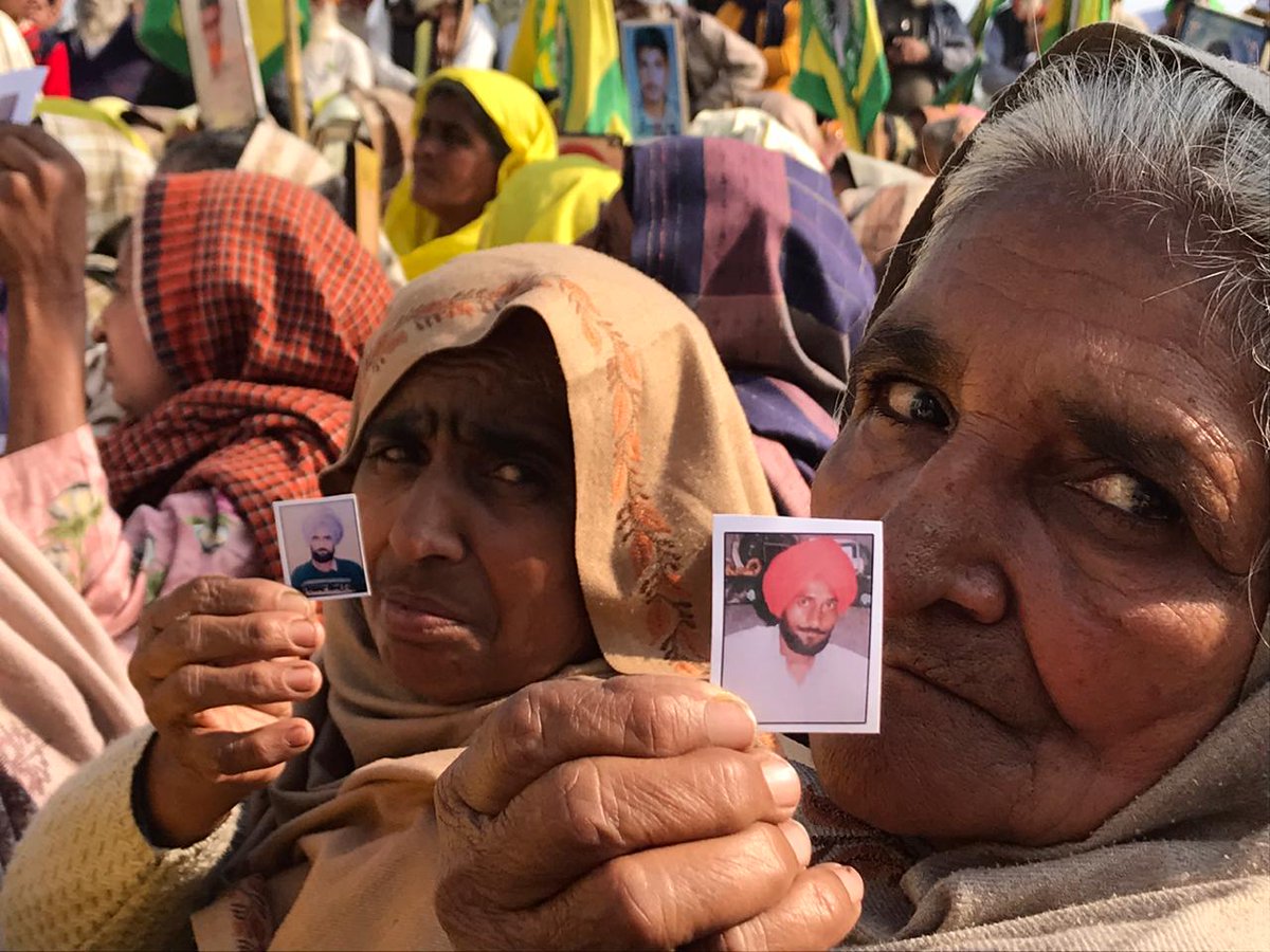NeelkamalTOI's tweet image. If human tragedy have any face it was visible in painful abundance when hundreds of farm widows came to narrate their tales of woes #FarmerProtests