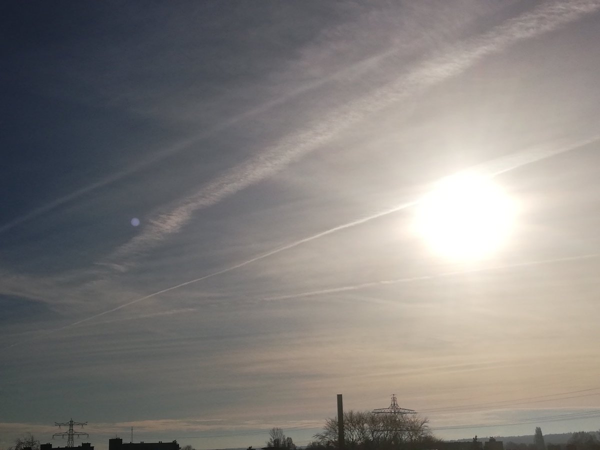 luchtw8's tweet photo. #agenda21 #chemtrails #GeoEngineering #skybasterds #deathfromabove #WeDoNotConcent #WeatherWarfare #Opchemtrails
Will soon be over https://t.co/lAY2tPsUED