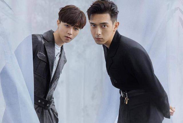 Shuurikun's tweet photo. What a lovely couple 😍
 Zijin 💘 Xiao Bai 😍😍

#赤狐书生 
#RedFoxScholar
#SoulSnatcher https://t.co/nIsWn8cXAy