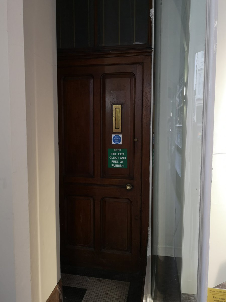 bizzy2711's tweet photo. Hands up if you know where this door is.
It's very well concealed. The staircase takes you to the managers offices.
More doors and staircases tomorrow.
#SaveBrownsOfChester
#SaveDebenhams
#SaveArcadia https://t.co/7xCLCXfFpH