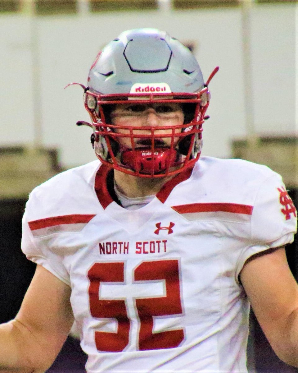 bigbeartroy's tweet photo. Today is a special day for the Petersen’s. @JoeyPetersen12 will join the @CycloneFB family.   Joining @zpetersen22 and I  playing for the Cyclones. https://t.co/T3aiMGz5LG