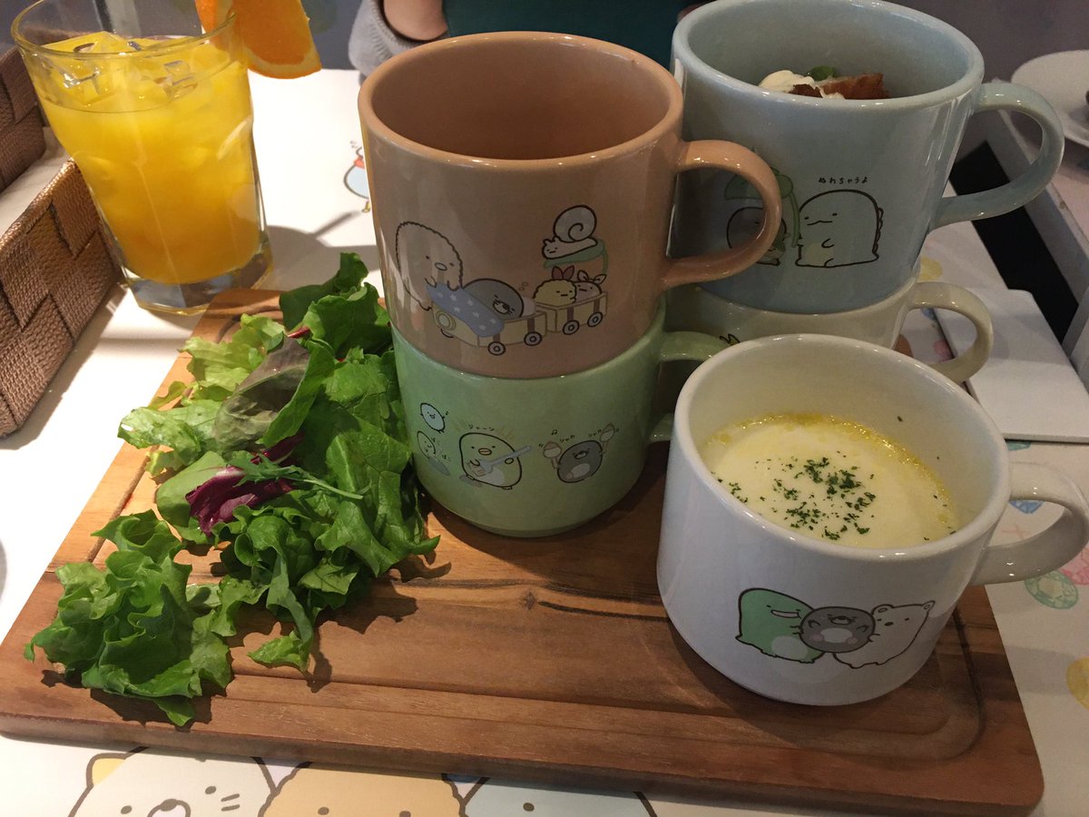 touchculture's tweet photo. すみっコカフェ。 https://t.co/4ORqqxEfgY