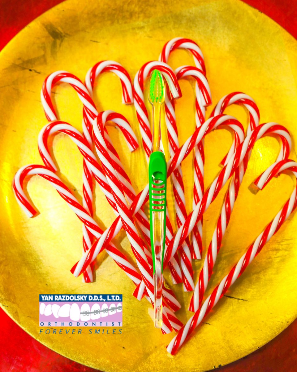 ForeverSmilesIL's tweet photo. Santa may be keeping tabs on the naughty and nice list, but Dr. Yan is making sure you’re taking proper care of your appliances during the holiday season. Reminder: brush and floss, plus avoid hard candies. Learn more about life with braces: https://t.co/VkezusVXph. https://t.co/Mub6QXQWoq