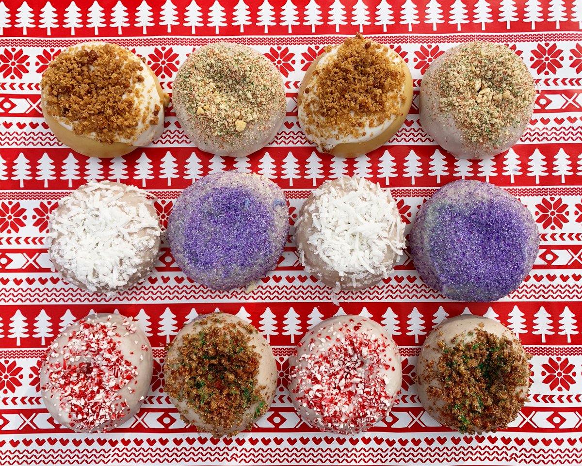 It's beginning to look a lot like SIXMAS 🌟 Our holiday-themed donut menu is in shops now ➕ THIS SATURDAY in West Chester, PA at @artexchangewc from 10am-1pm! Preorder your half dozen or dozen for Saturday pickup here: …raldonuts-artisanexchange.square.site