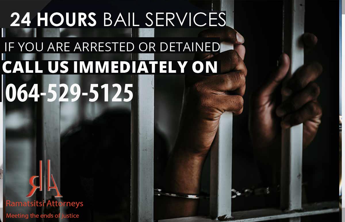 Fuloe_Ramatsits's tweet photo. I know some of us are going to get into trouble this festive season, especially with the curfew... So please memorize this number for your own good ❤️ #law #bail https://t.co/vm8RSJAnkP