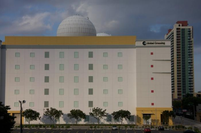 mojohost's tweet photo. Did ya know MojoHost's Miami Data Center has Humps? #HumpDay #ThatsGoodMojo #ManagedHosting #QualityHosting https://t.co/4LlqZpF5us